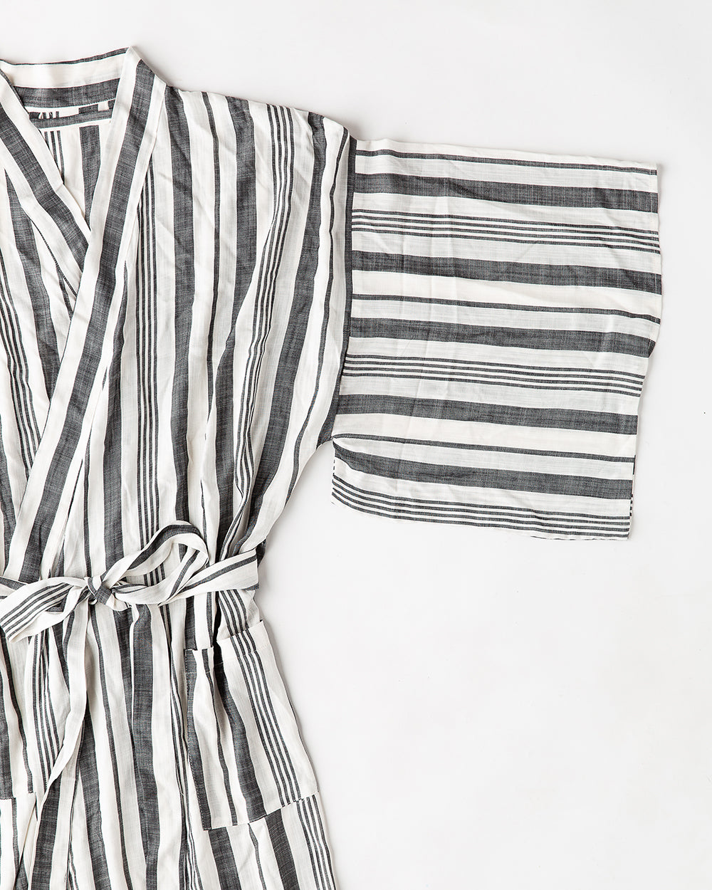 BEE BO! Robe | Highway Robery