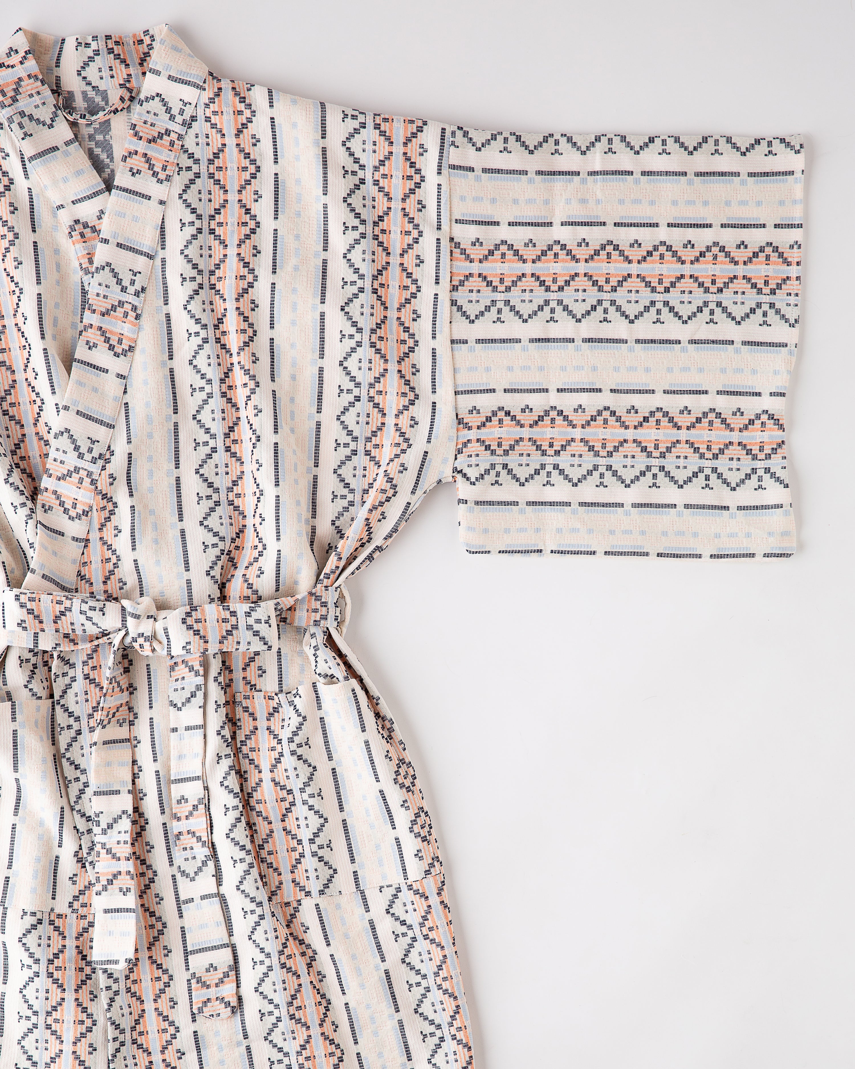 Tupas Robe | Highway Robery